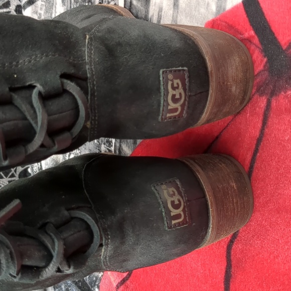 UGG Cary tie up corset boots size 8 - Picture 3 of 9